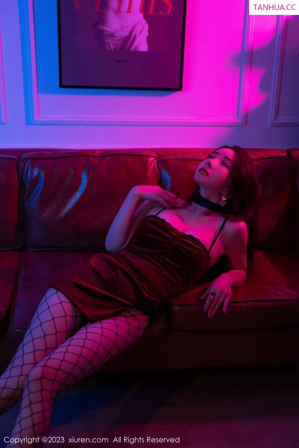   [XiuRen]高清写真图 2023.01.31 No.6192 雨儿1494 美臀妩媚第12张图片